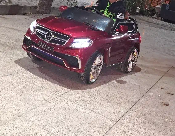 ماشین شارژی بنز سالم‌|اسباب‌بازی بچه|فردیس, فردیس|دیوار