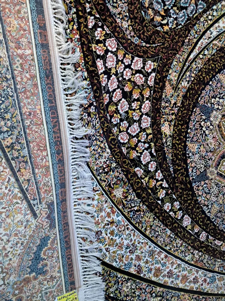 دوتخته ۹متر کهکشان با پشتی|فرش|ورامین, ریحان آباد|دیوار