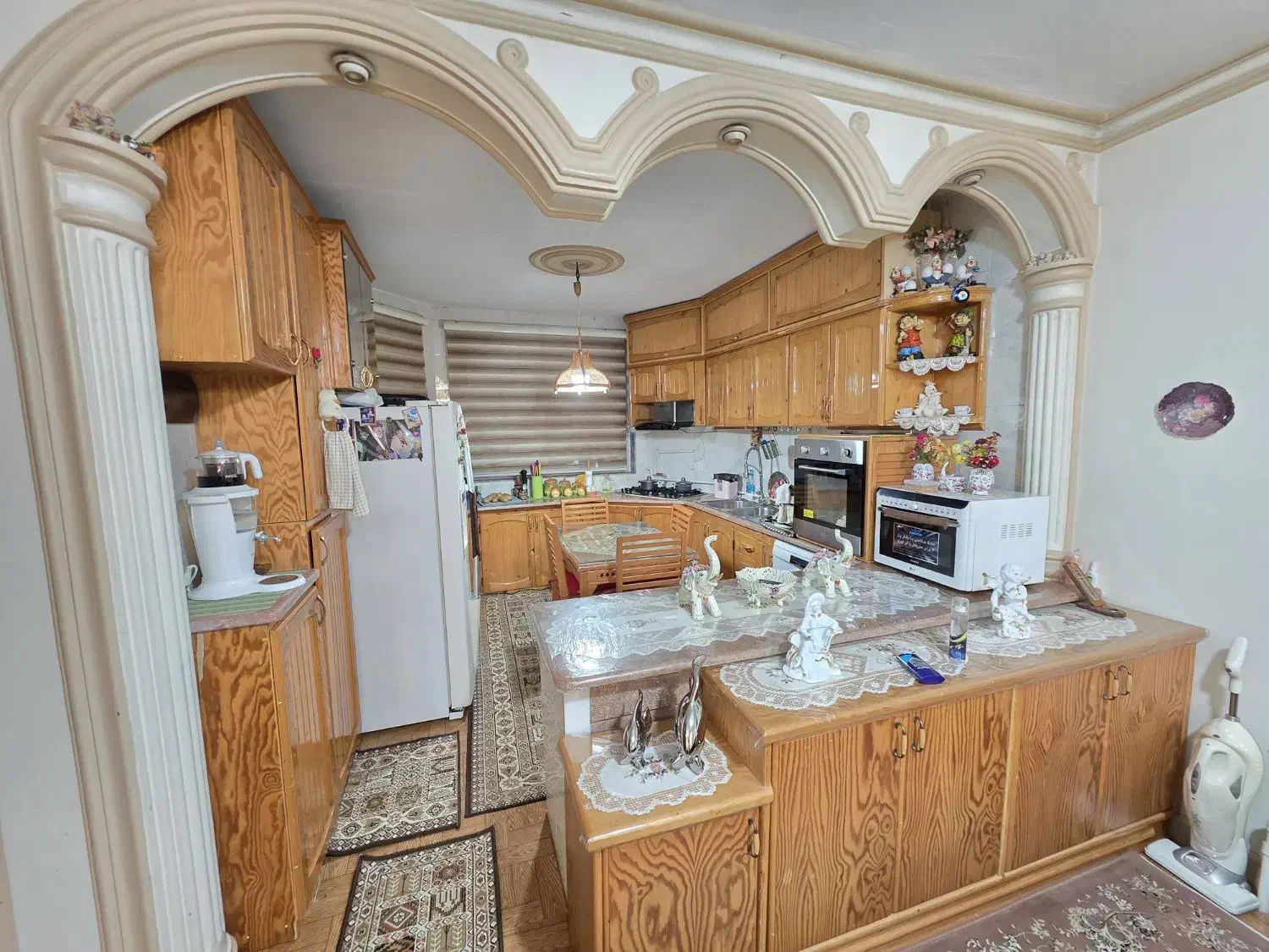 فروش ویلا ۴خواب ۲۵۰ متری ناصرخسرو بندرانزلی|فروش خانه و ویلا|بندر انزلی, سپه|دیوار