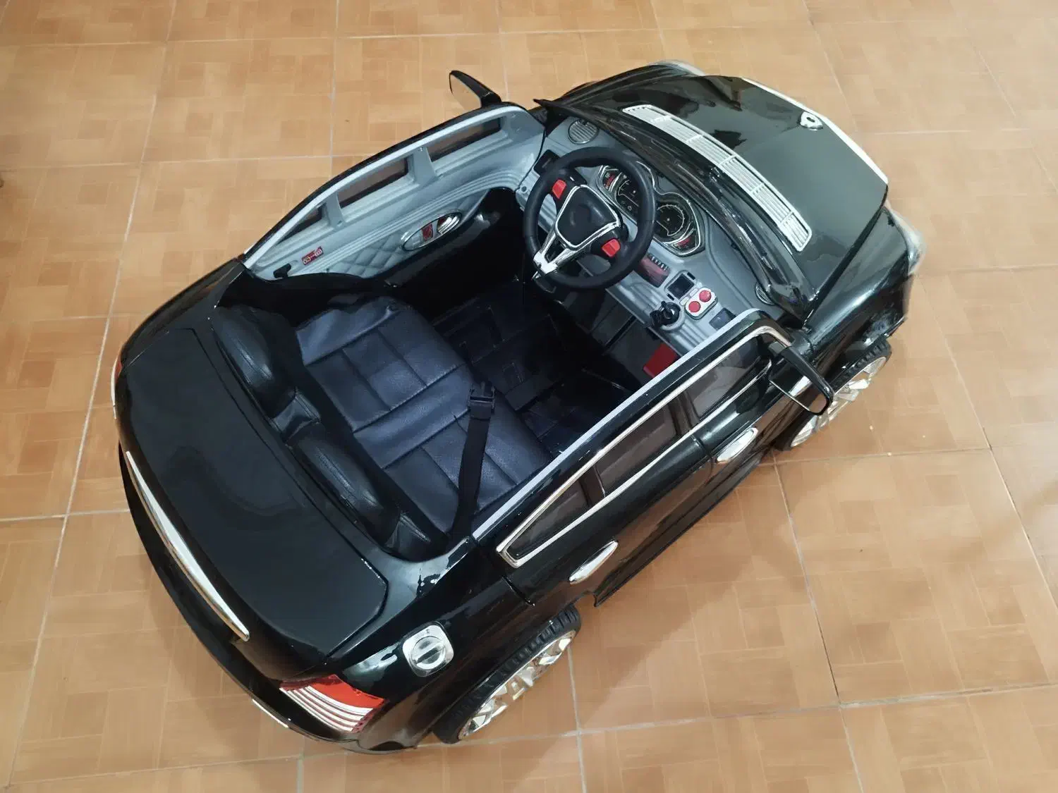 ماشین شارژی مدل Maybach (میباخ)|اسباب‌‌بازی|تبریز, |دیوار