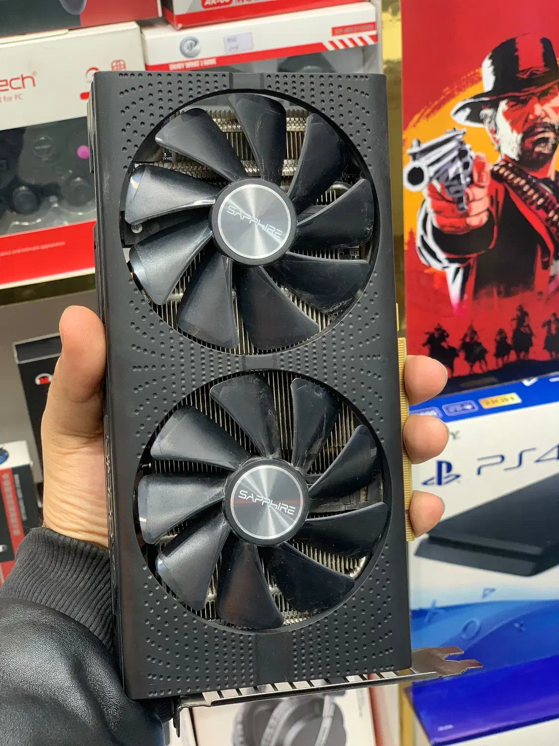 گرافیک Rx 590 saffphire pulse و rx 470 Nitro|قطعات و لوازم جانبی رایانه|قم, عربستان|دیوار
