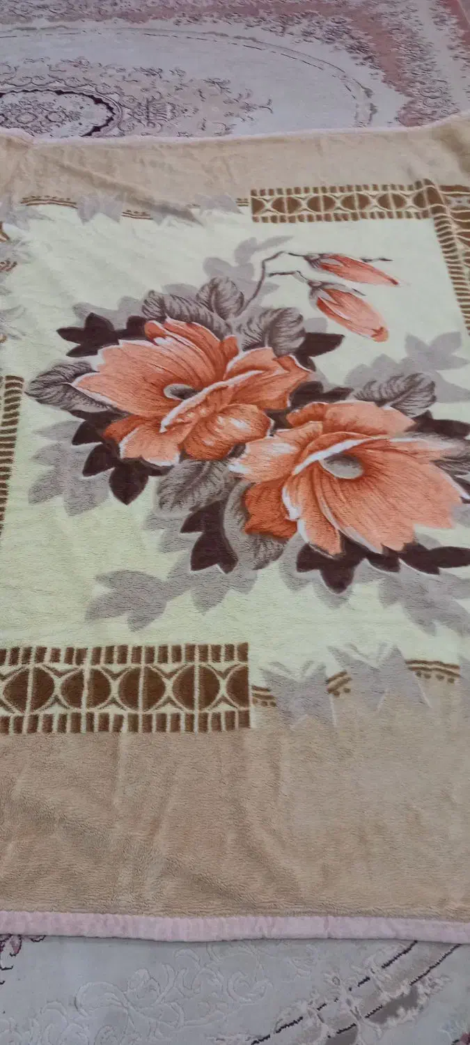 پتو گلبافت دو نفره|رختخواب، بالش، پتو|فومن, |دیوار