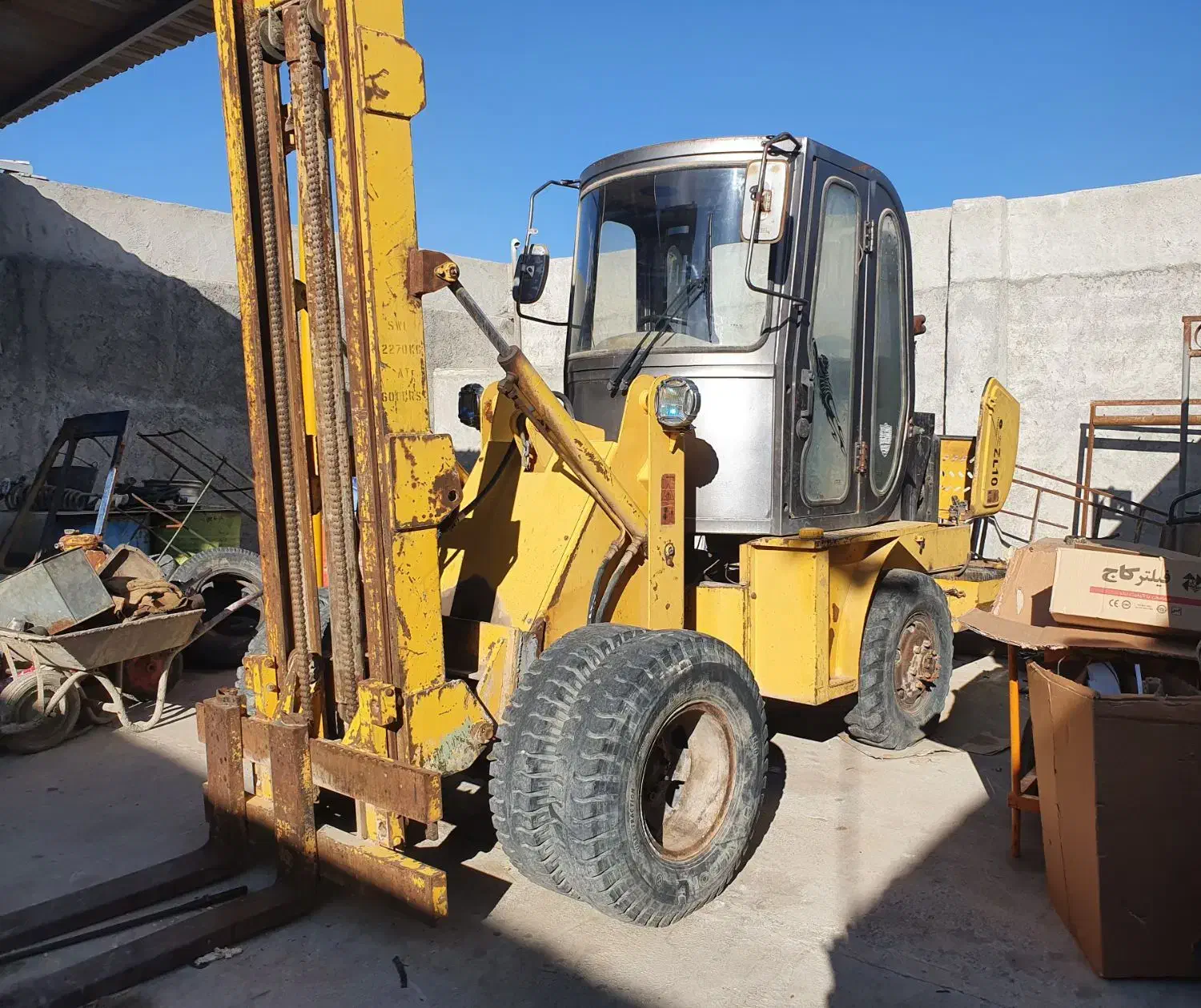 مینی لودر|خودرو سنگین|ابرکوه, |دیوار