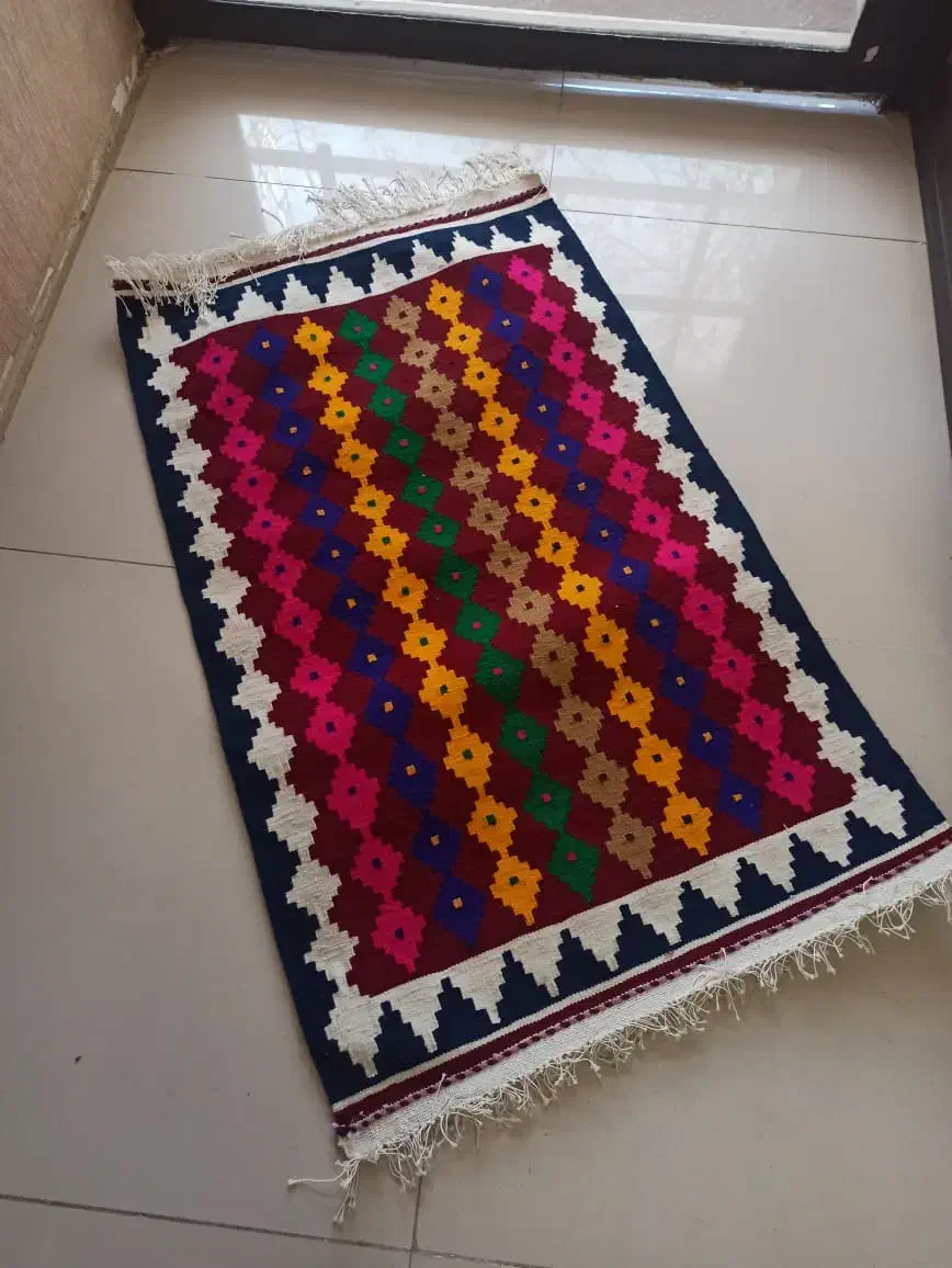 گلیم دستباف|گلیم، جاجیم، گبه|شیراز, آبیاری|دیوار