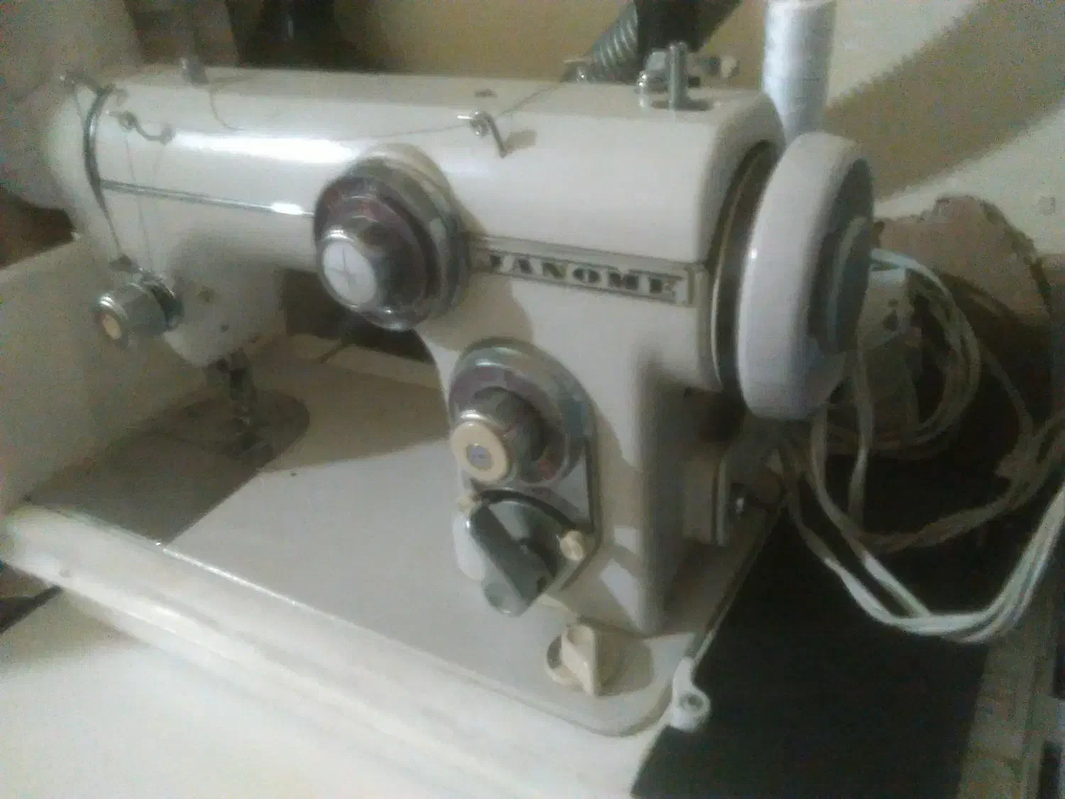 چرخ خیاطی ژانویه ۶۷۲|چرخ خیاطی و ریسندگی|مشهد, فاطمیه|دیوار