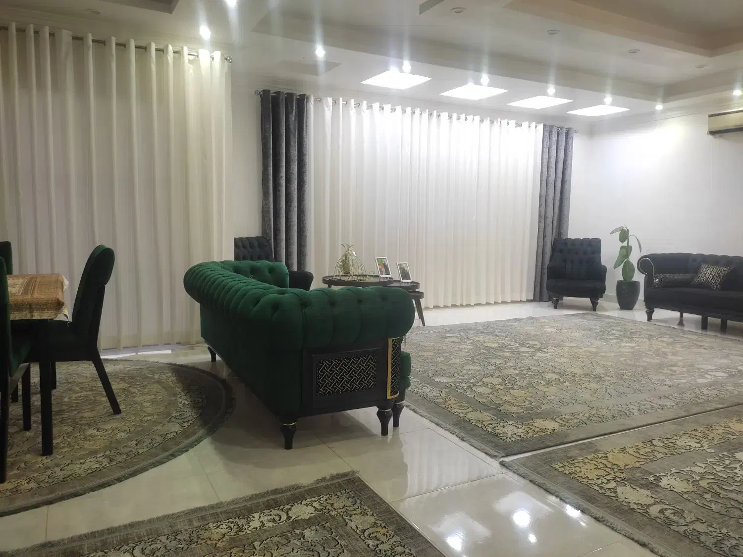 مبل کاوالی با ناهار خوری چهار نفره|مبلمان خانگی و میز عسلی|گرگان, |دیوار