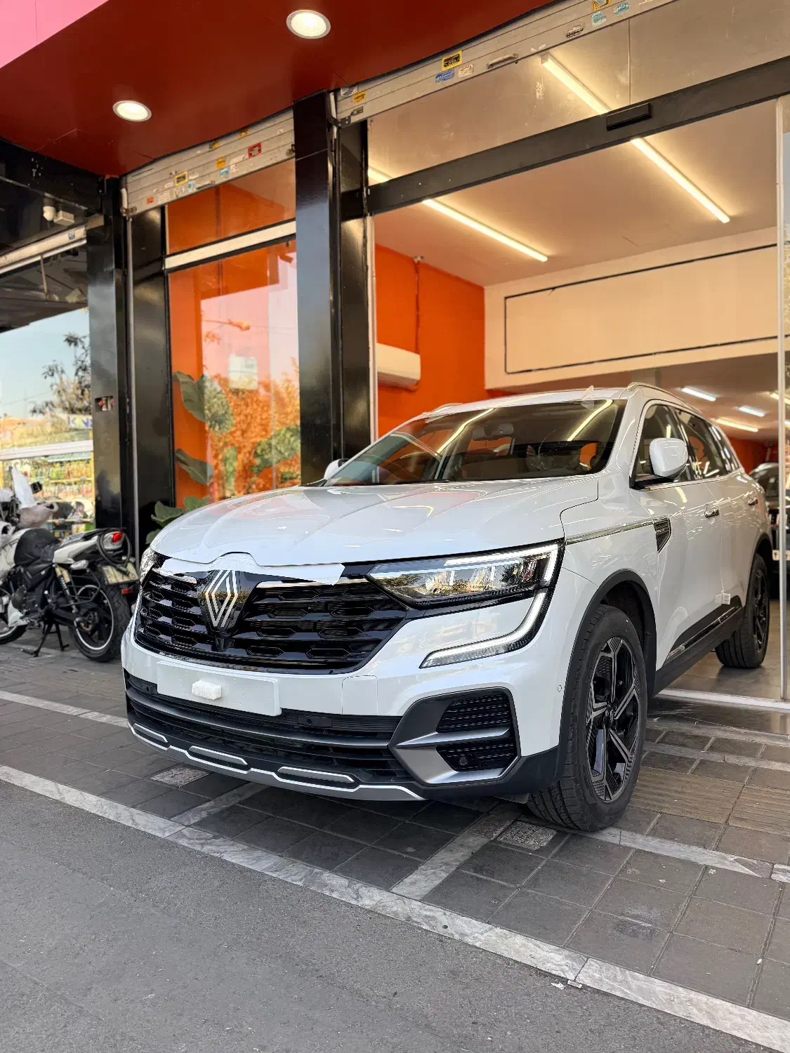 کولئوس صفر2025 فول کامل داخل موکا|خودرو سواری و وانت|تهران, شکوفه|دیوار