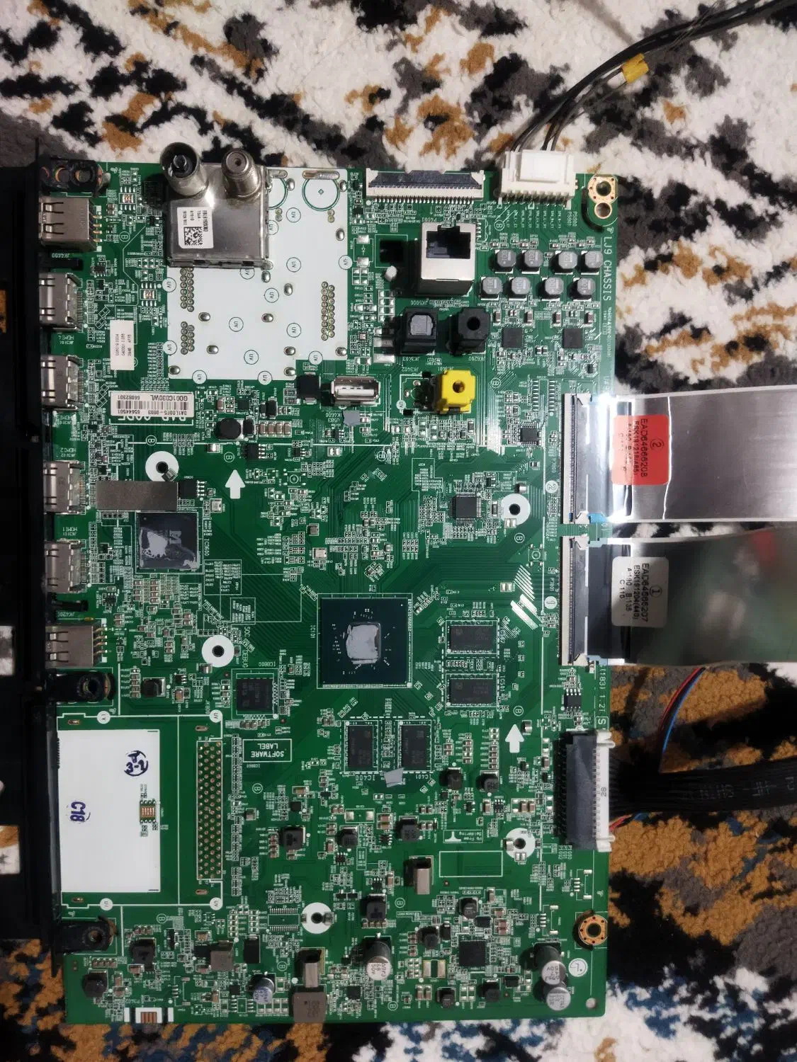 قطعههای تلویزیون ال جی|تلویزیون و پروژکتور|شیروان (خراسان), |دیوار