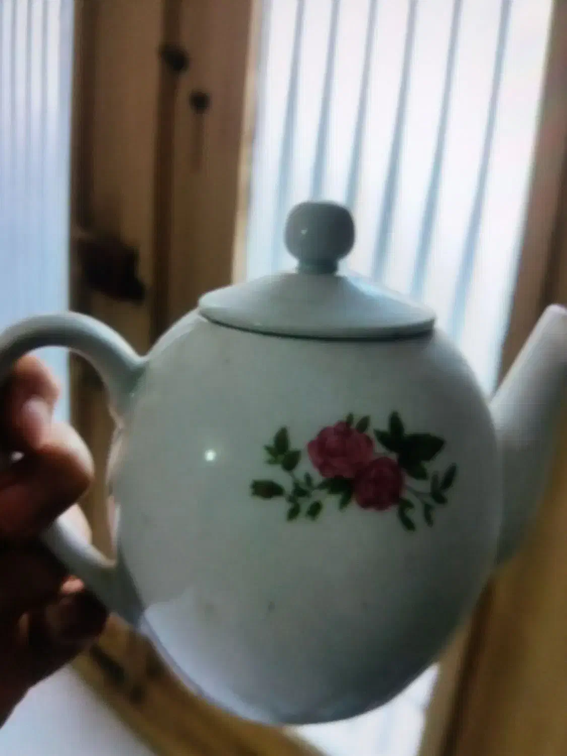 تعدادی‌وسایل‌آشپزخانه|ظروف سرو و پذیرایی|کاشان, سرپله جدید|دیوار