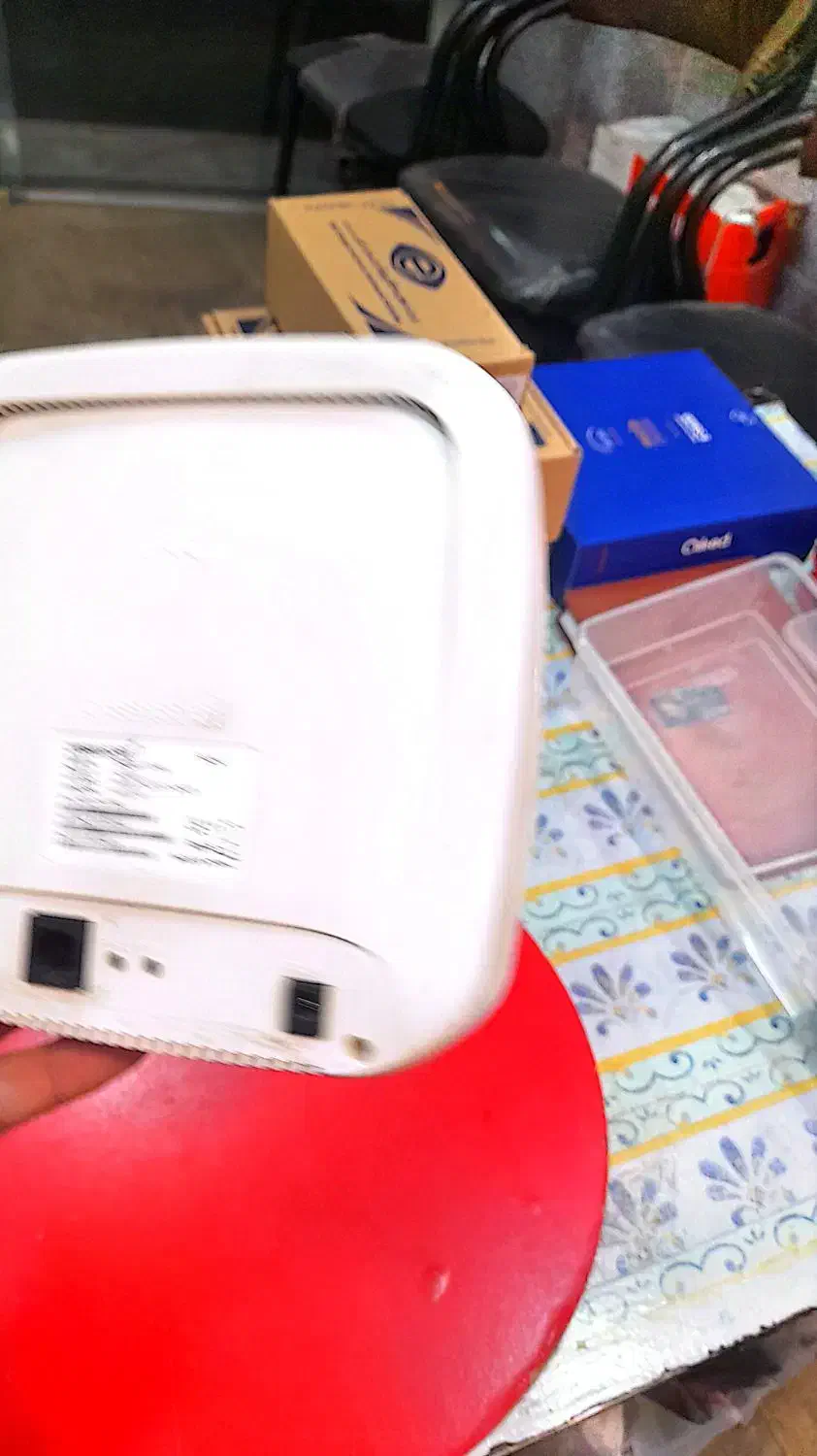 مودم سیمکارتی ایرانسل 4G استوک فقط ایرانسل میخوره|مودم و تجهیزات شبکه|آمل, |دیوار