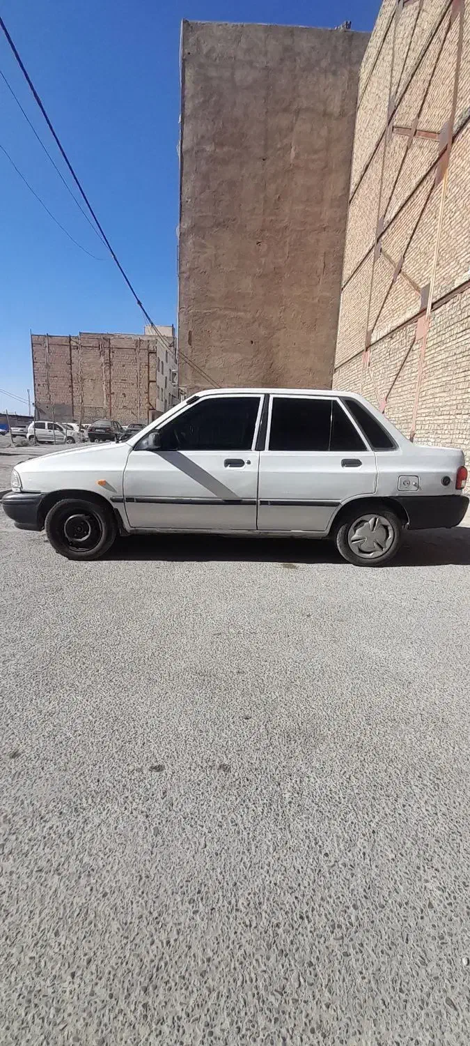 پراید۸۳سفید کاربراتور|خودرو سواری و وانت|بهارستان, |دیوار