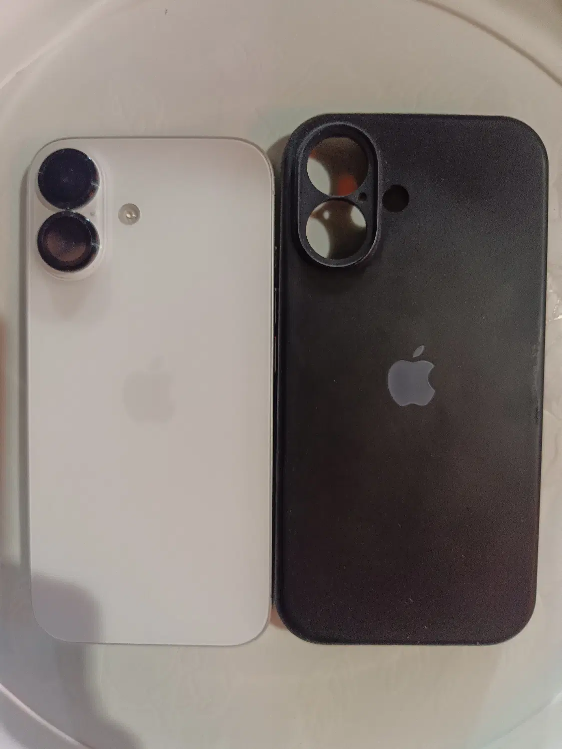 Iphone 16 Normal|موبایل|پرند, فاز ۲|دیوار