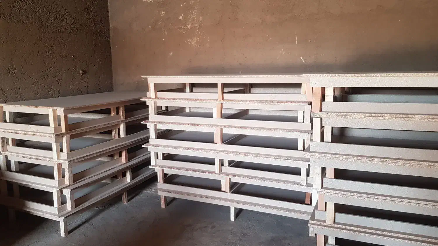 تولید و فروش کفی تخت عمده و تکی|تخت و سرویس خواب|شیراز, کوزه گری|دیوار