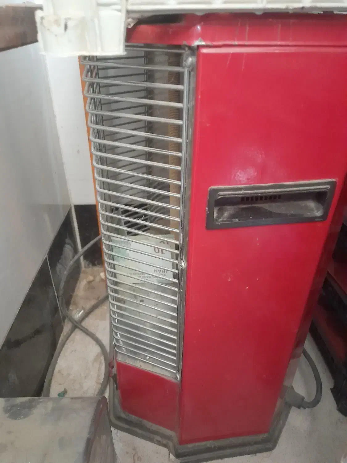 بخاری برقی سالم وتمیز|بخاری، هیتر، شومینه|گنبد کاووس, |دیوار