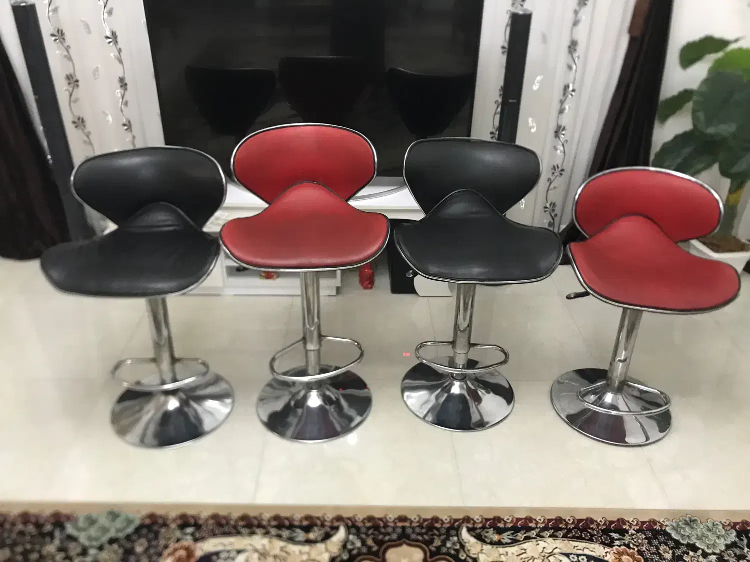 ۴عدد صندلی اپن|صندلی و نیمکت|رشت, آزادگان|دیوار