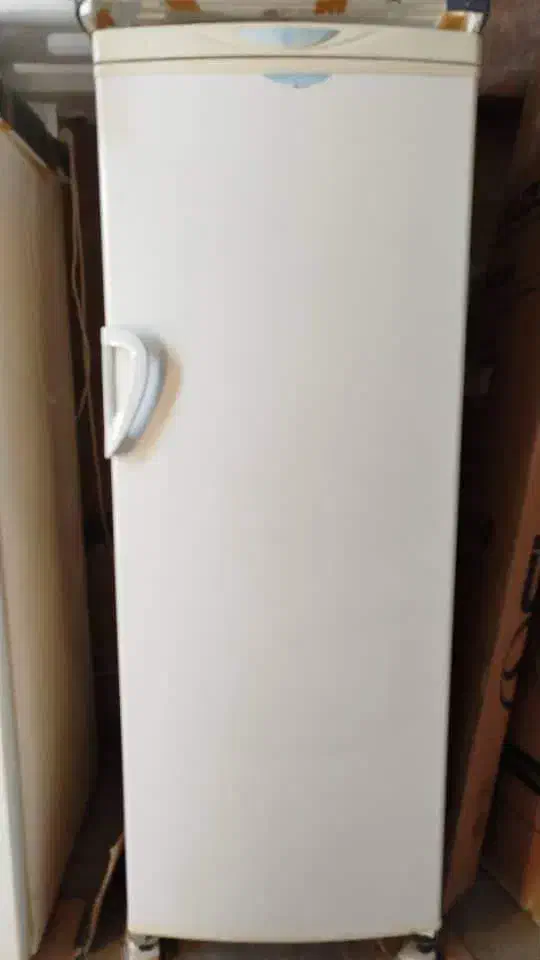 فروش یخچال|یخچال و فریزر|نیریز, |دیوار