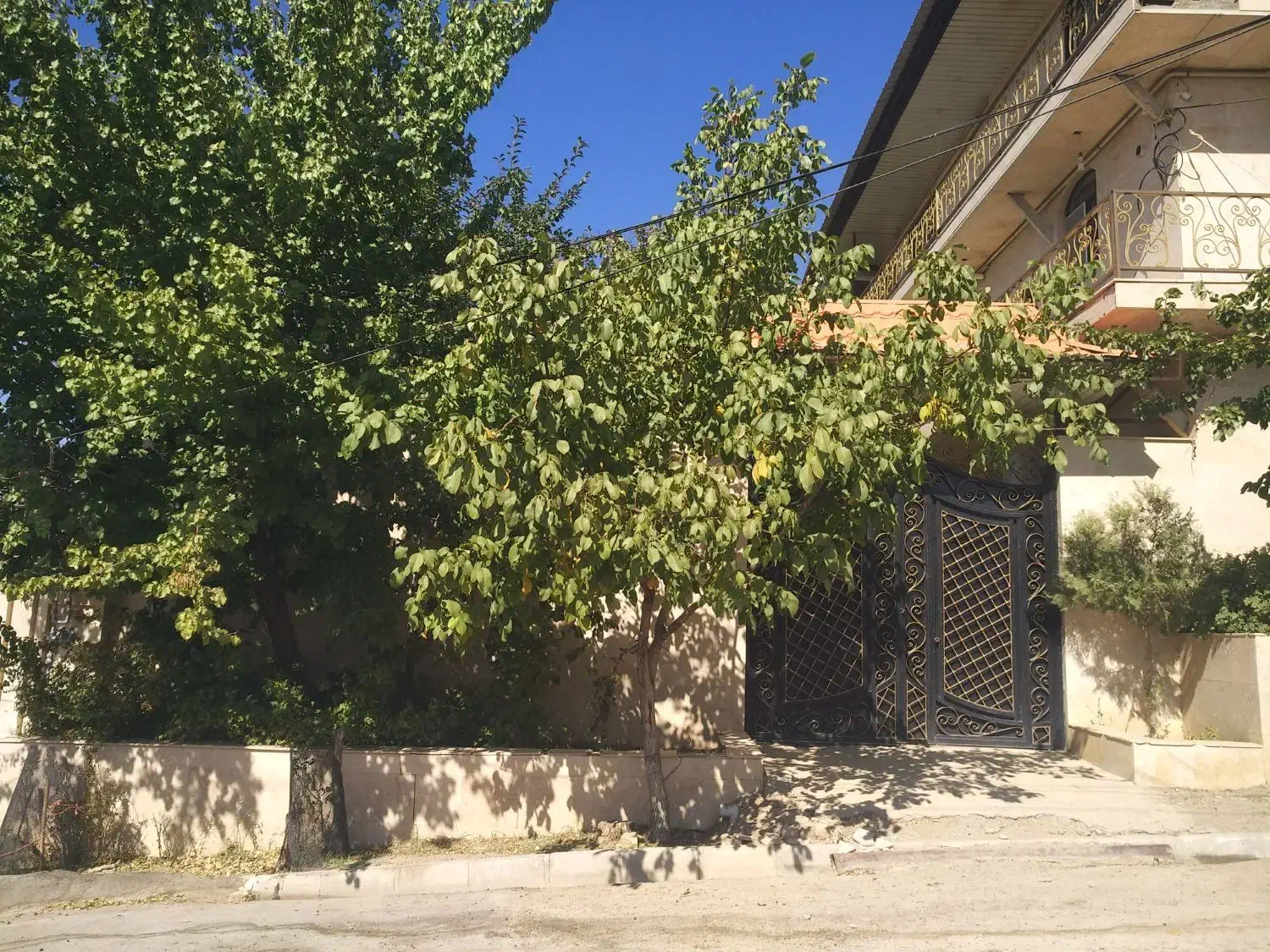 ملک مسکونی|فروش خانه و ویلا|رزن, |دیوار