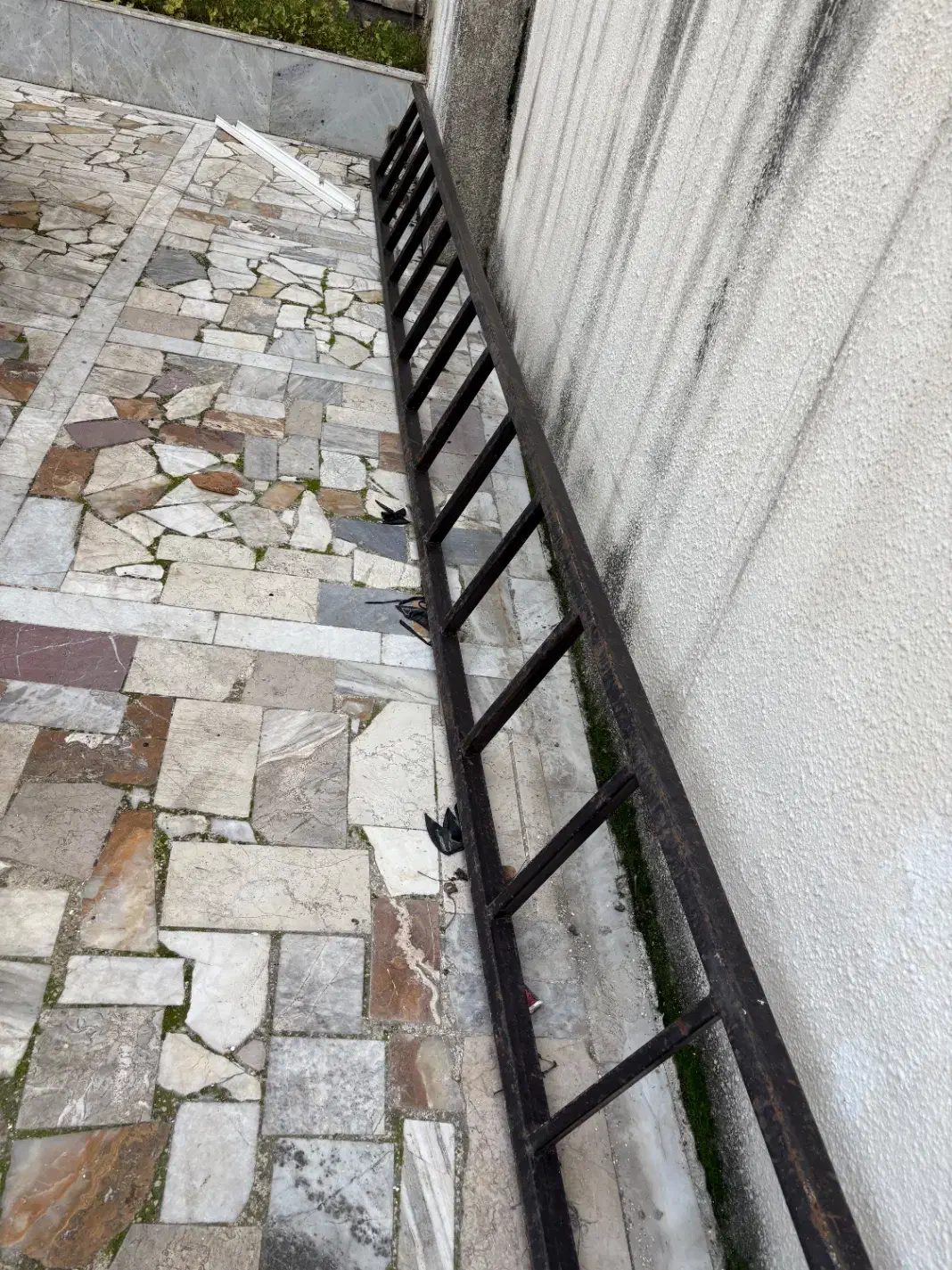 نردبان اهنی|ابزارآلات|ساری, |دیوار