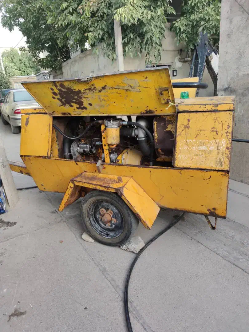 کمپروسر بادی چهار سیلندر پرکنز تازه تعمیر|ماشینآلات صنعتی|بانه, |دیوار