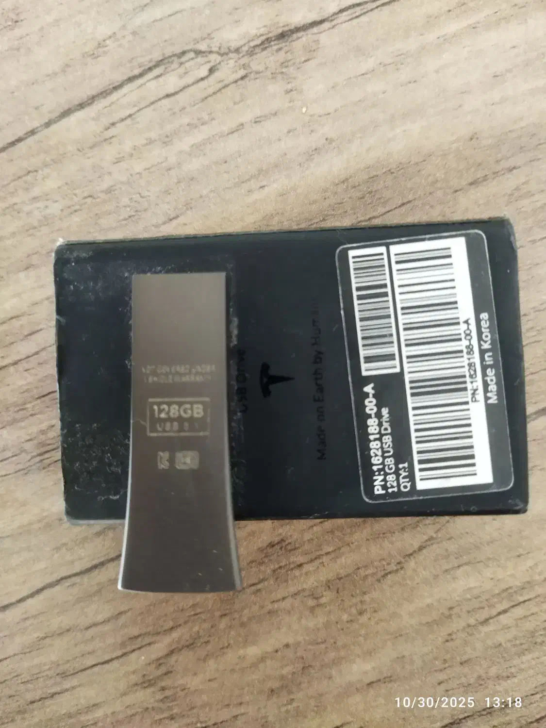 فلش تسلا اصلی|لوازم جانبی موبایل و تبلت|قم, شهرک توانیر|دیوار