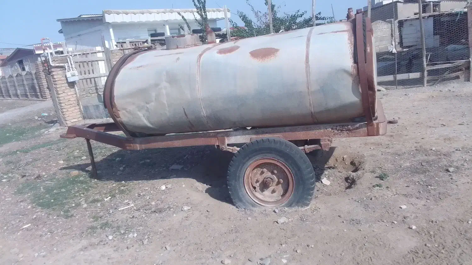 تانک دوچرخ|ماشینآلات صنعتی|آق قلا, |دیوار