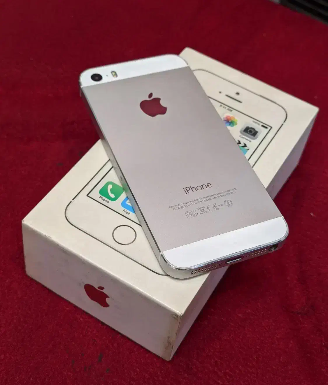 ایفون ۵s|موبایل|کرج, پیشاهنگی|دیوار