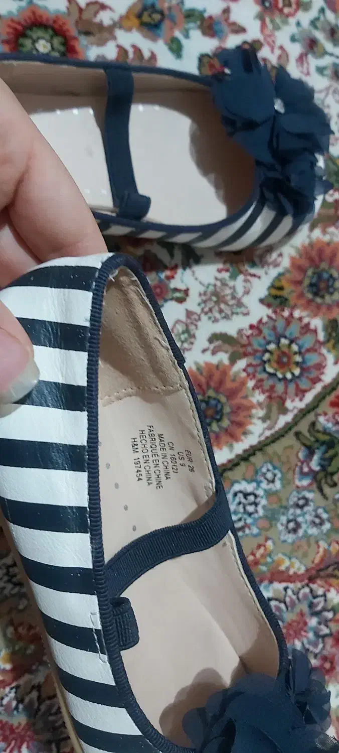 کفش بچه گانه|کفش و لباس بچه|ری, دیلمان|دیوار