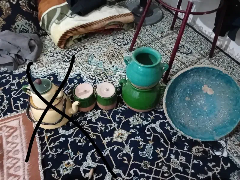 سفالی|ظروف پختوپز|قم, شهرک امام حسین|دیوار