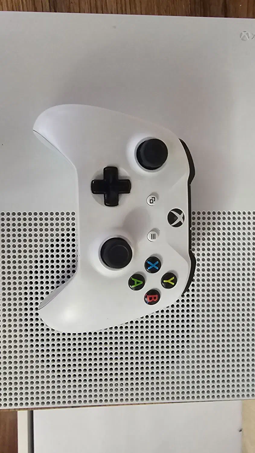 کنسول Xbox one/S یک ترا|کنسول، بازی ویدئویی و آنلاین|چابکسر, |دیوار