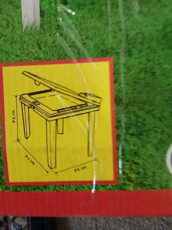 میز تحریر کودک|میز تحریر و کامپیوتر|گلبهار, شهر جدید گلبهار|دیوار