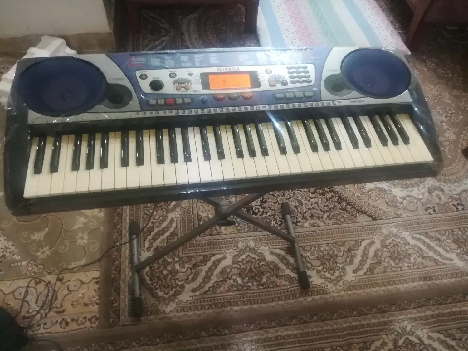 کیبورد یاماها PSR260|پیانو، کیبورد، آکاردئون|گرگان, |دیوار