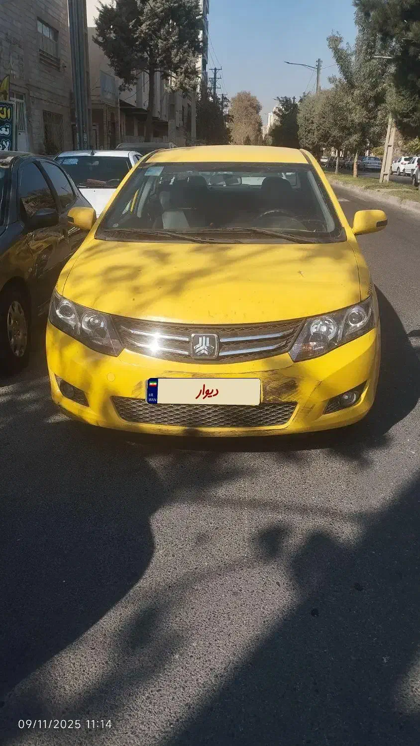 تاکسی اریو اتومات گردشی کیلومتر 250/000|خودرو سواری و وانت|کرج, شهرک بنفشه|دیوار