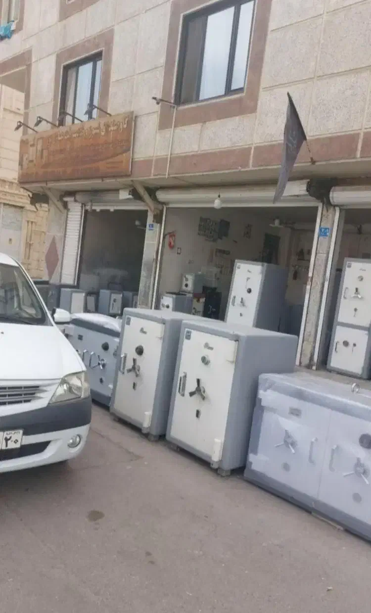 گاوصندوق سایز دلخواه شما موجود میباشد در ارومیه|ابزارآلات|ارومیه, |دیوار