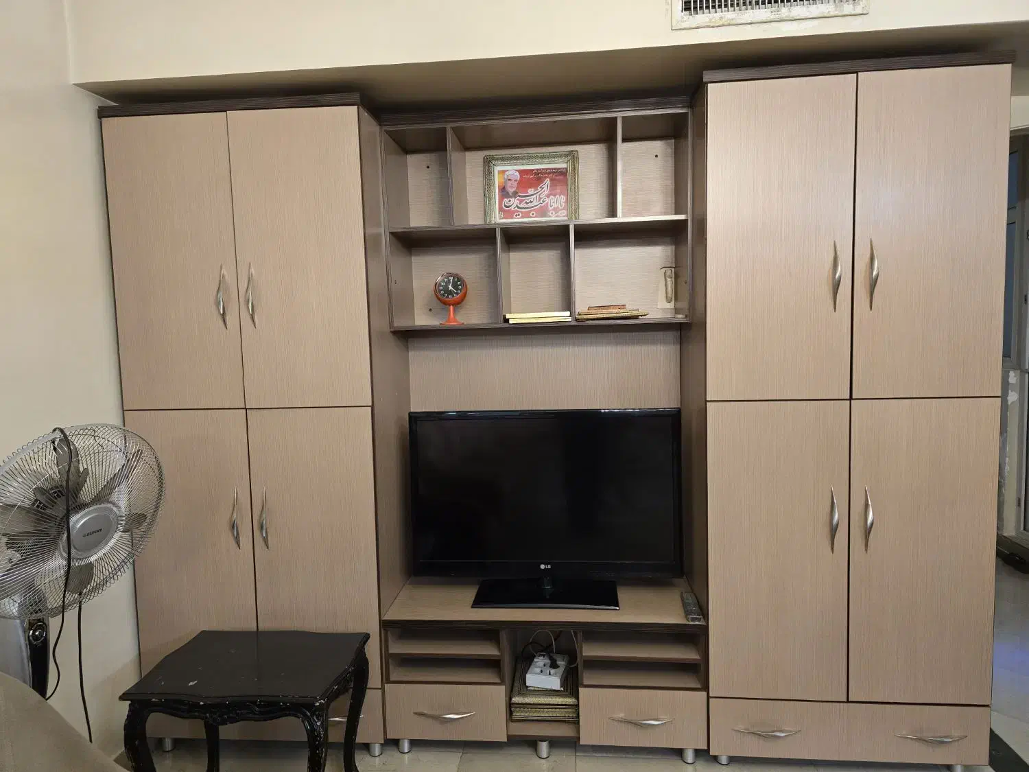 کمد دیواری دارای جای تلویزیون|جاکفشی، کمد، دراور|ری, شهادت|دیوار