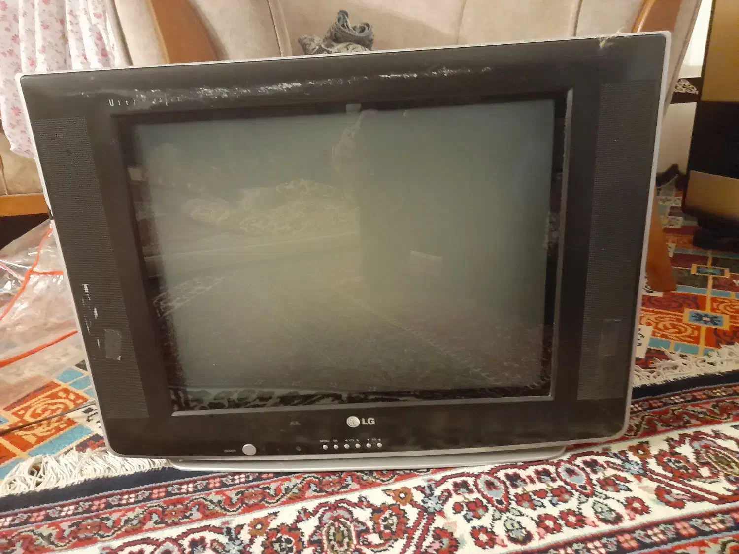 تلویزیون سالم|تلویزیون و پروژکتور|ملایر, |دیوار