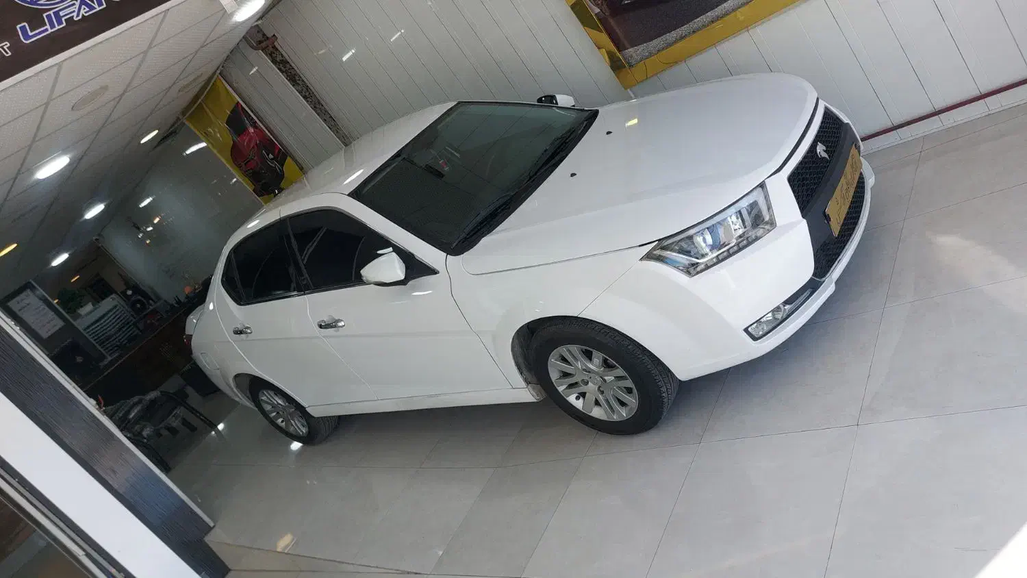 خودرو بدون رنگ و ضربه|خودرو سواری و وانت|الیگودرز, |دیوار