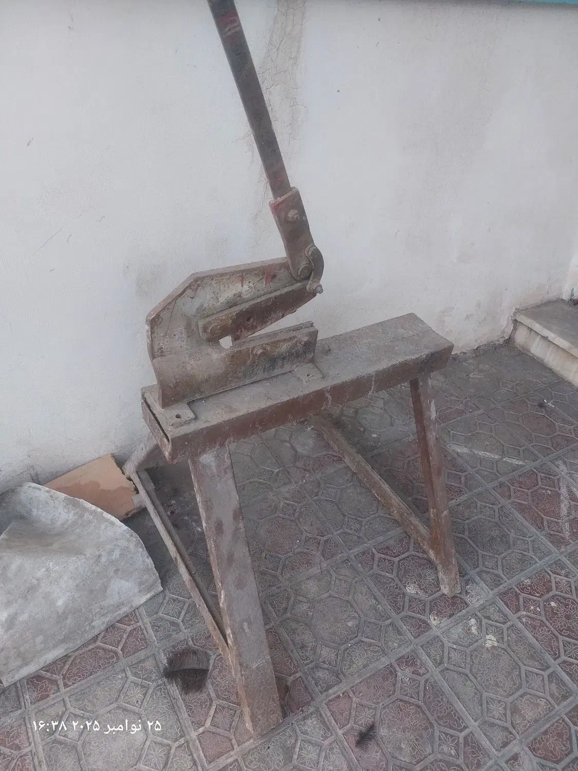 قیچی ورق بری|ابزارآلات|گرگان, |دیوار