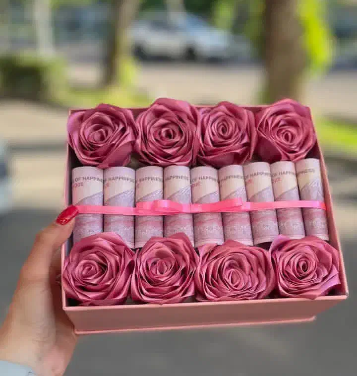 باکس روز مادر|گل و گیاه طبیعی|آبیک, |دیوار