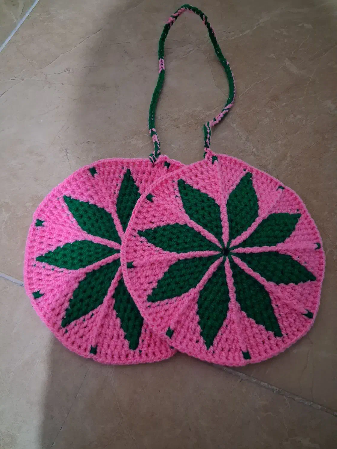 دستگیره|سفره، حوله، دستمال آشپزخانه|تهران, استخر|دیوار