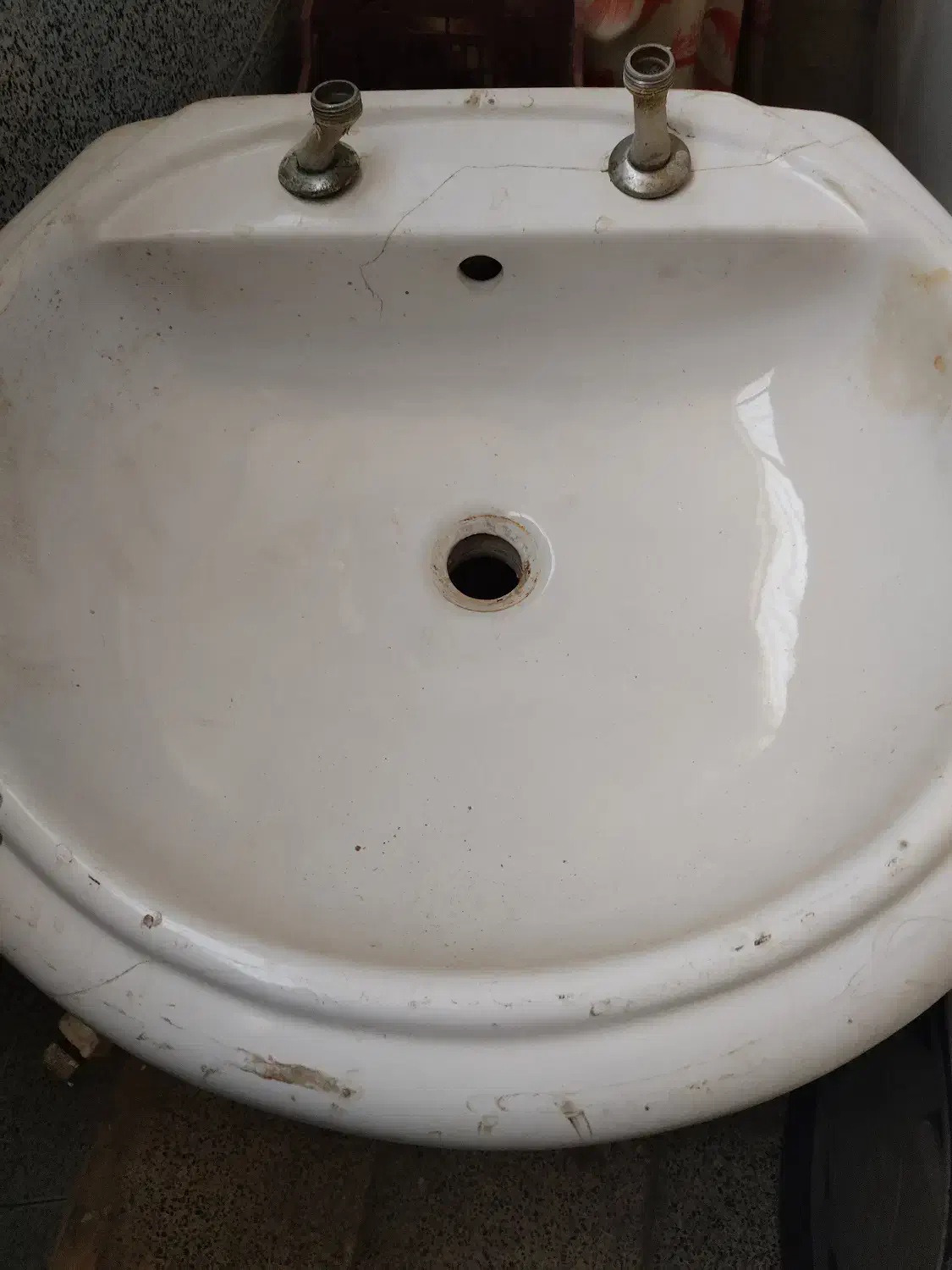 روشویی با لوله‌های زیر مخصوص باغ و کارگاه|لوازم سرویس بهداشتی|شاهین‌شهر, شهرک هشت بهشت|دیوار