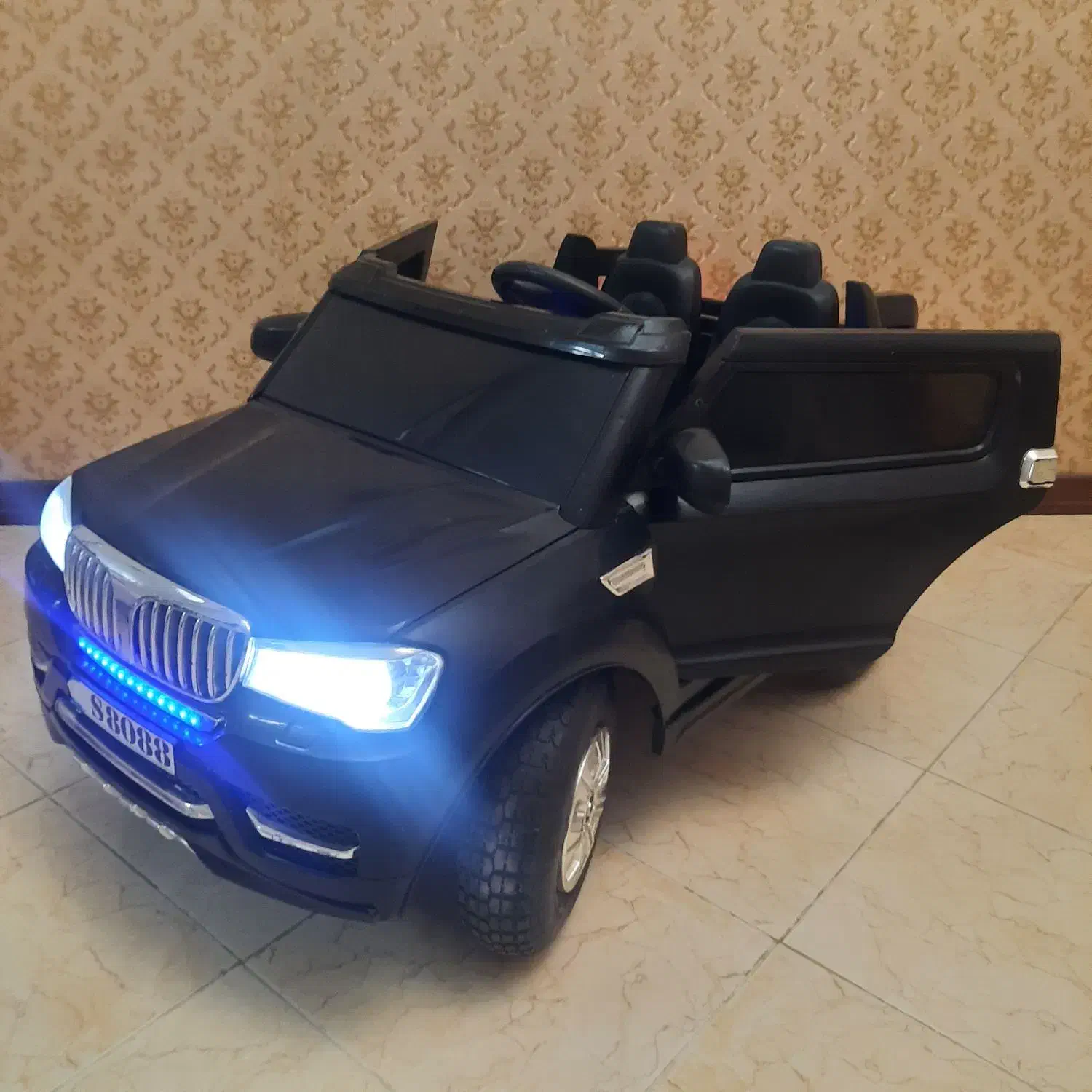 ماشین شارژی دو نفره Bmv مدل s8088 (نو) چک صیادی|اسباببازی|اردکان, |دیوار