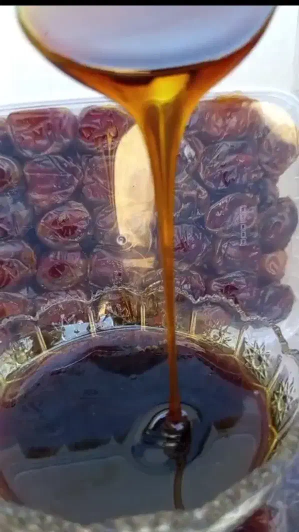 خرمای برحی  و شیره ی خرما|خوردنی و آشامیدنی|قم, شهرک مهدیه|دیوار