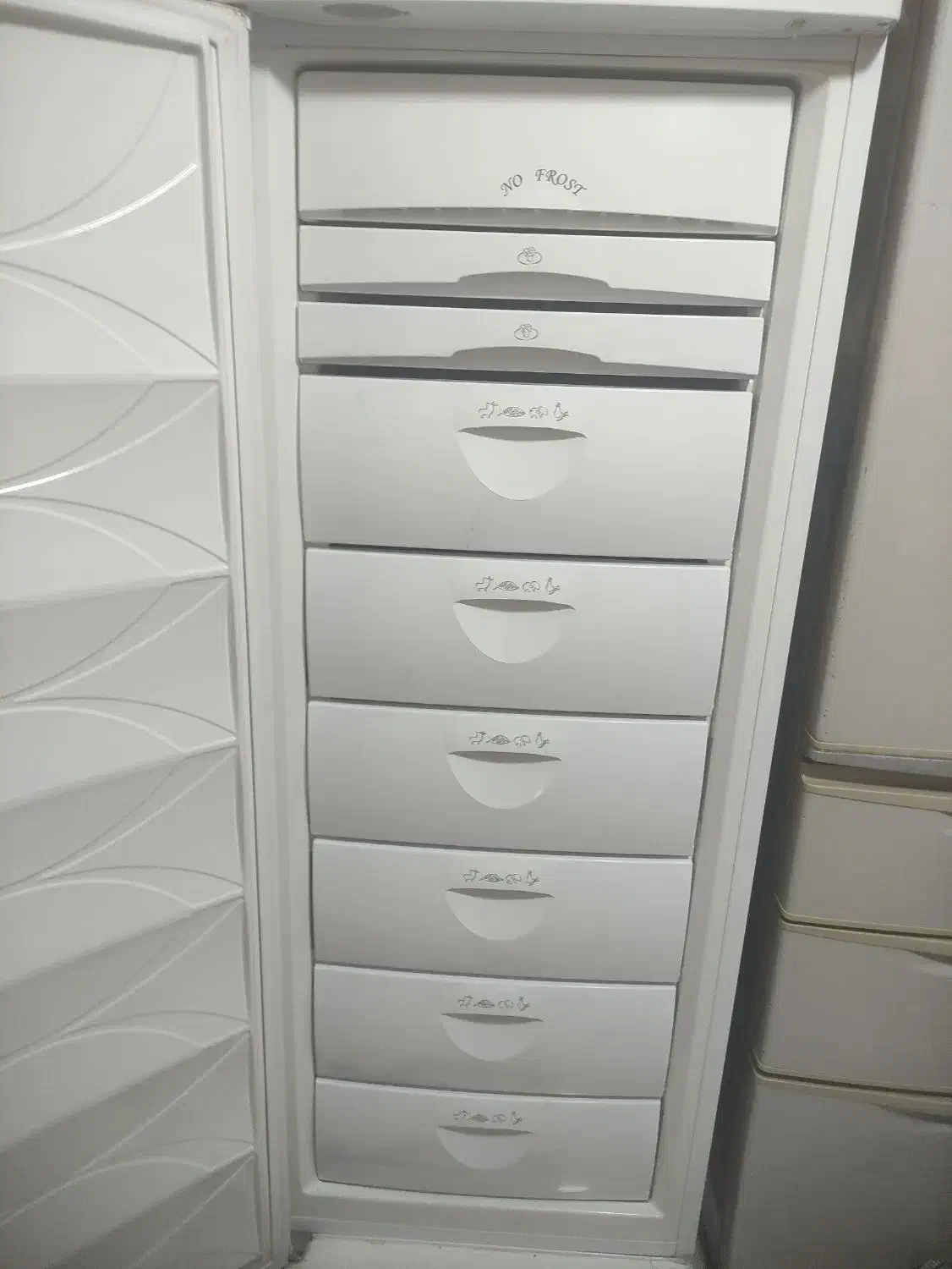 فریزرپارس|یخچال و فریزر|صدرا-فارس, فاز ۱|دیوار