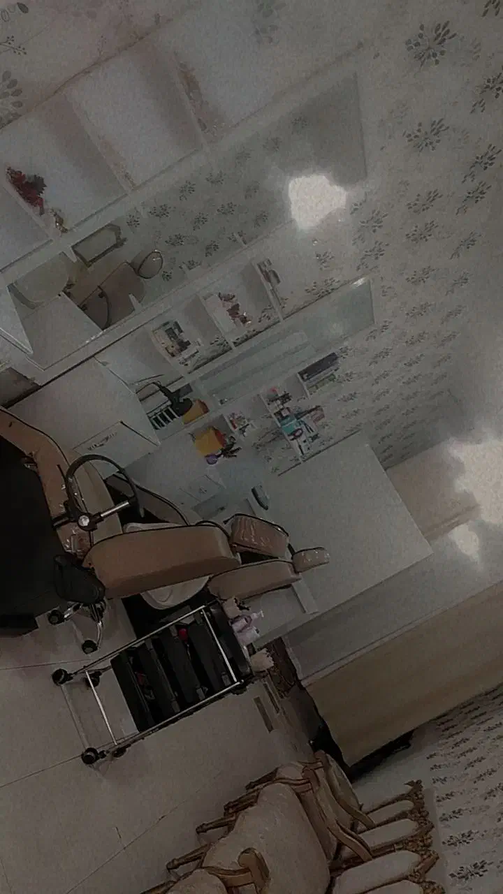 دکور آرایشگاه فروشی|آرایشگاه و سالنهای زیبایی|چناران, |دیوار