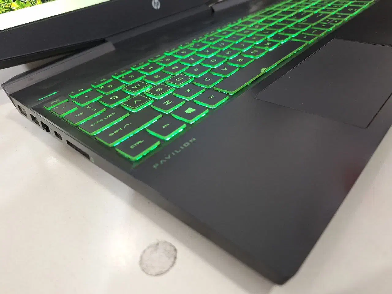 Hp pavilion|رایانه همراه|قم, باغ کرباسی|دیوار