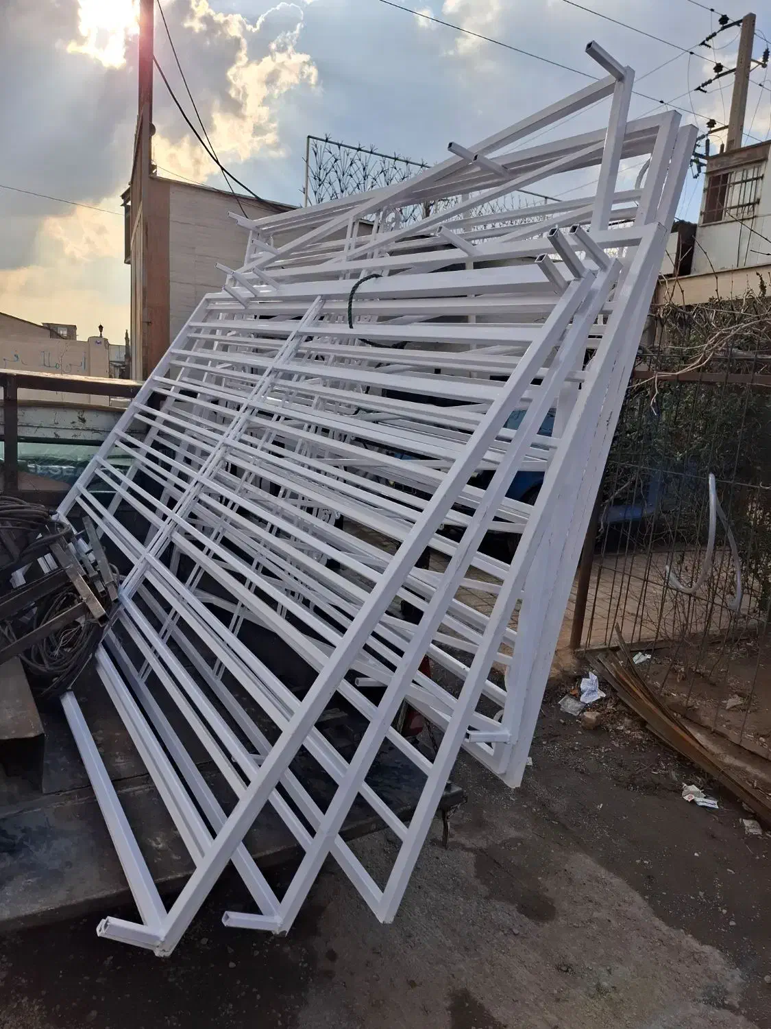 آهنگری و ساخت نرده حفاظ آکاردئون پنجره و غیره|مصالح و تجهیزات ساختمان|تهران, صادقیه|دیوار