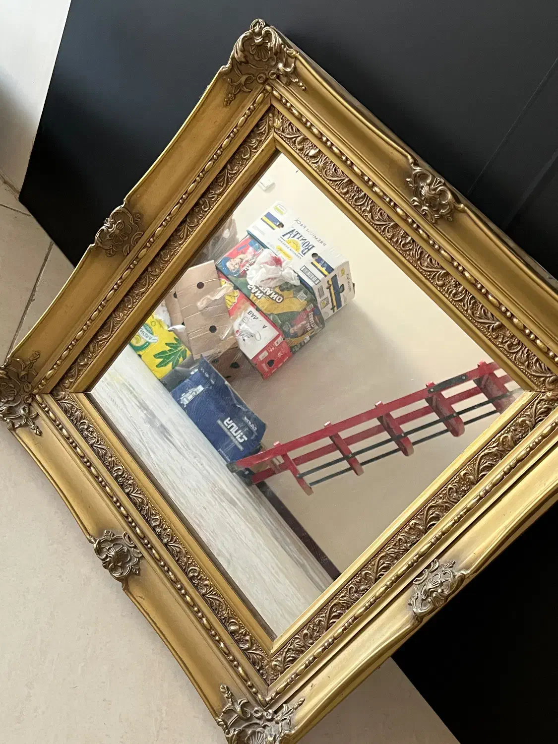 آیینه|آینه|تهران, خلیج فارس|دیوار