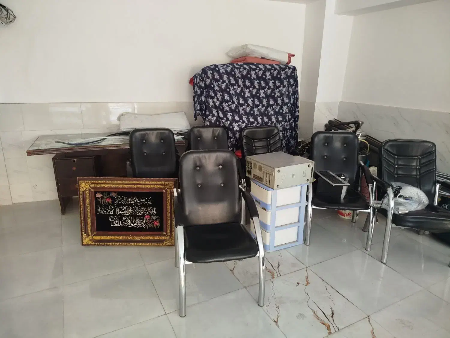 صندلی|صندلی و نیمکت|تبریز, |دیوار