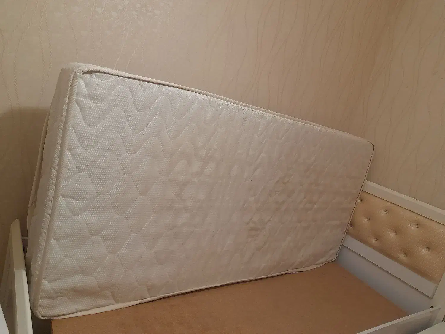 تشک طبی|تشک تختخواب|سهند, |دیوار