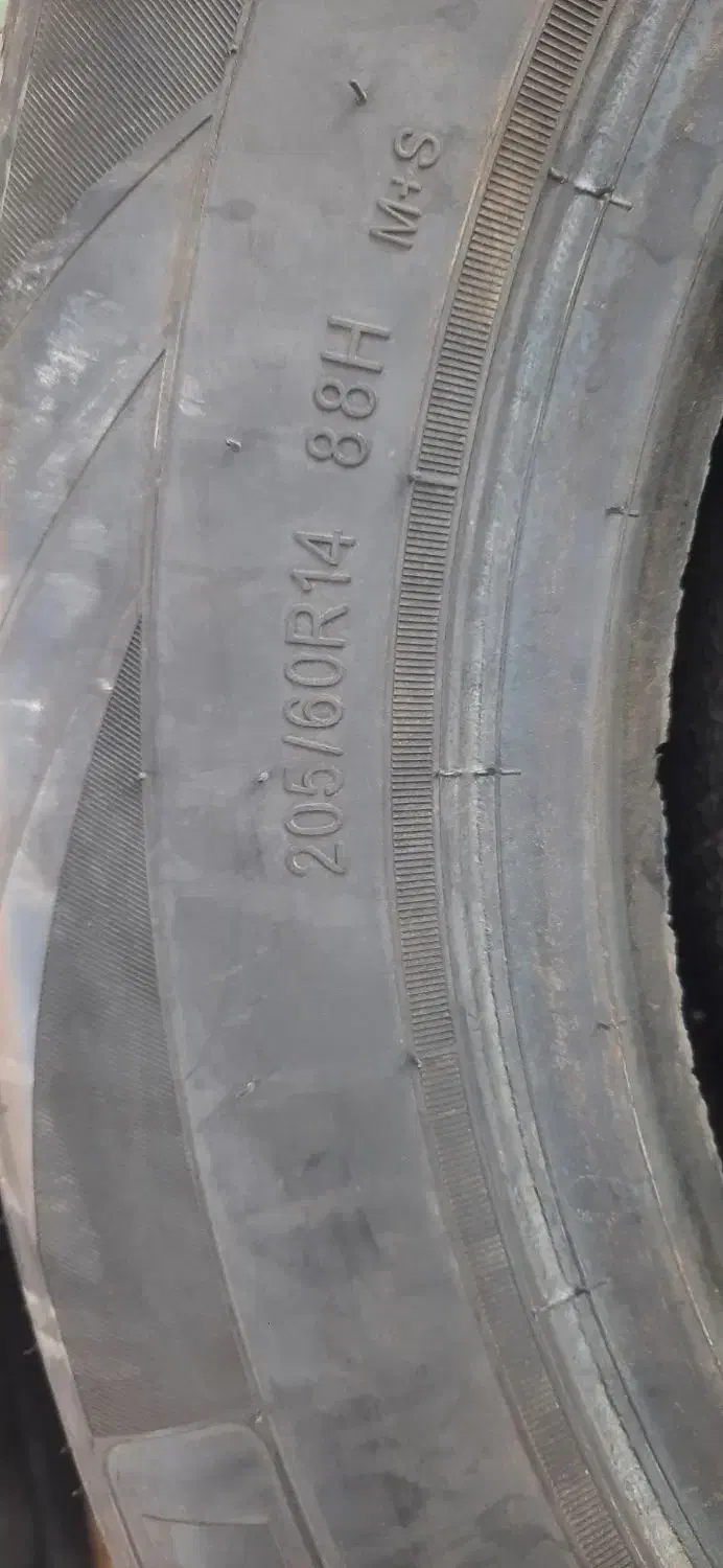 لاستیک چینی مارک هیلو دوحلقه۲۰۵/۶۰/۱۴|قطعات یدکی و لوازم جانبی|اردبیل, |دیوار